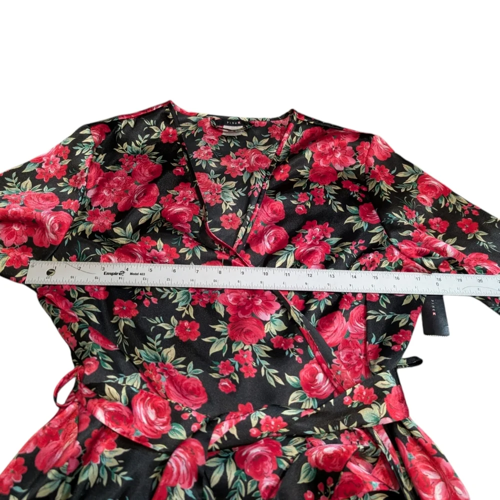 New Women's Pink K Robe Lingerie Tie Waist Flowers‎ Black Pink Roses Size Small